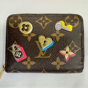 Louis Vuitton Monogram Love Lock Zippy Compact Wallet- 💕w/COA